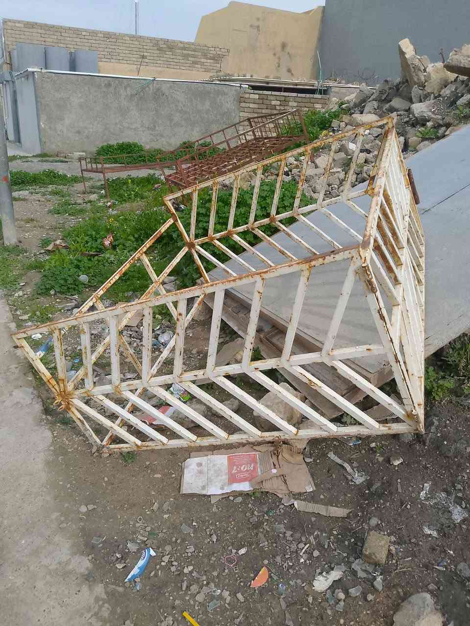 محجل للبيع ***********
