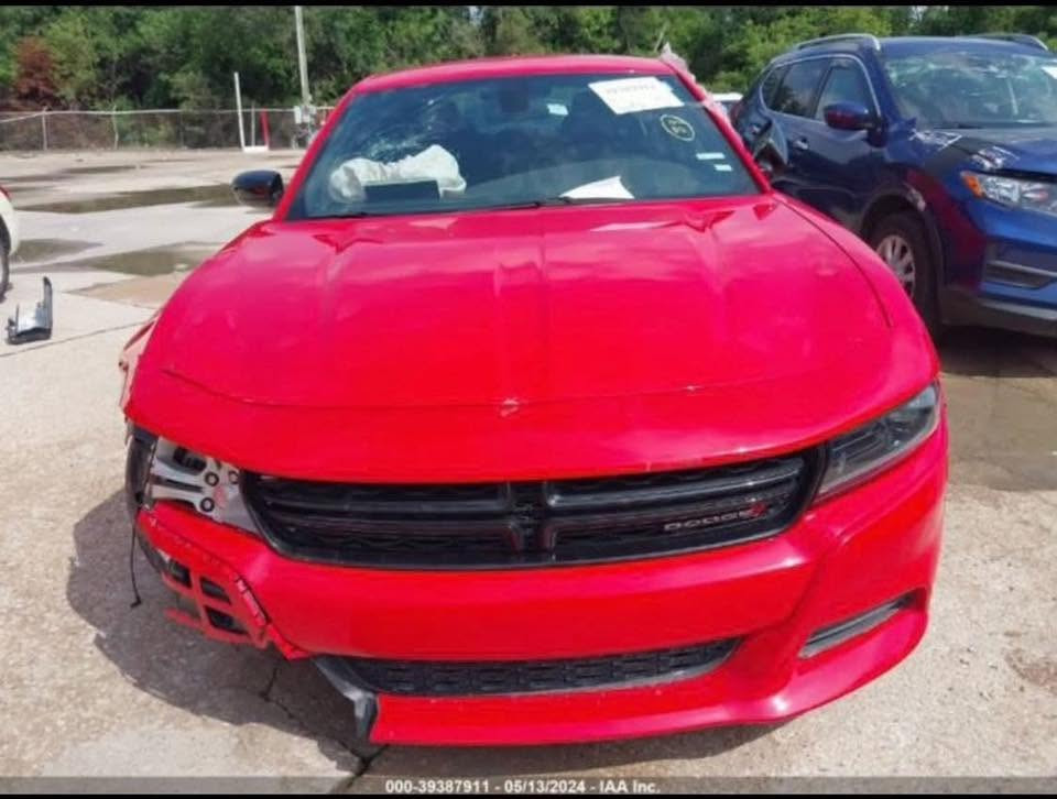 جارجر 2023 أصل الأصدار الأخير sxt سعر مناسب ب233
منفيس بأسمي بدون رقم فحص مؤقت 
لون أحمر طماطة مميز 
ماشيه 29 
أيرباك راجع سستم شركة دشبول بلادي على الفحص شرط
شاشه جبيره كار بلي 
سماعات سستم alpaen مضخم صوت
حساسات وكامره وتشغيل عن بعد 
 ومواصفات الsxt الباقيه معروفه 
حادث جاملغ فقط يعني قطعه وحده صبغ 
الدعاميه الاماميه نفسهه مالتهه البلاديه 
كلهه بلاديه السياره مي وتبريد الشركة نفسة 
مكاني بغداد
‭0770 381 4533‬
