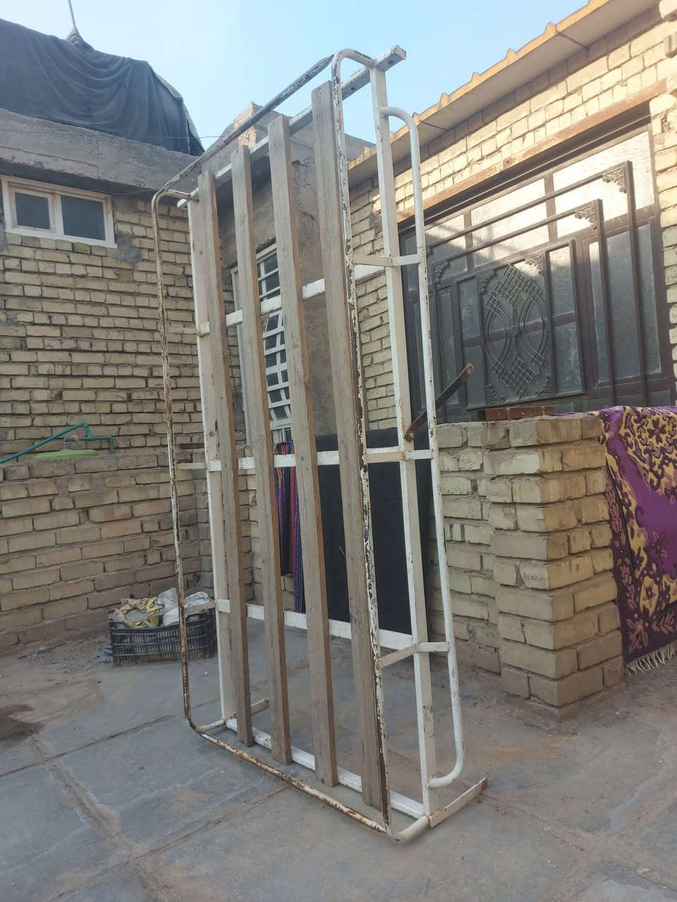 السلام عليكم
للبيع
 سيباية تكتك شغل درجة اولى مكان رئاسة العبيدي
السعر 80 
***********
