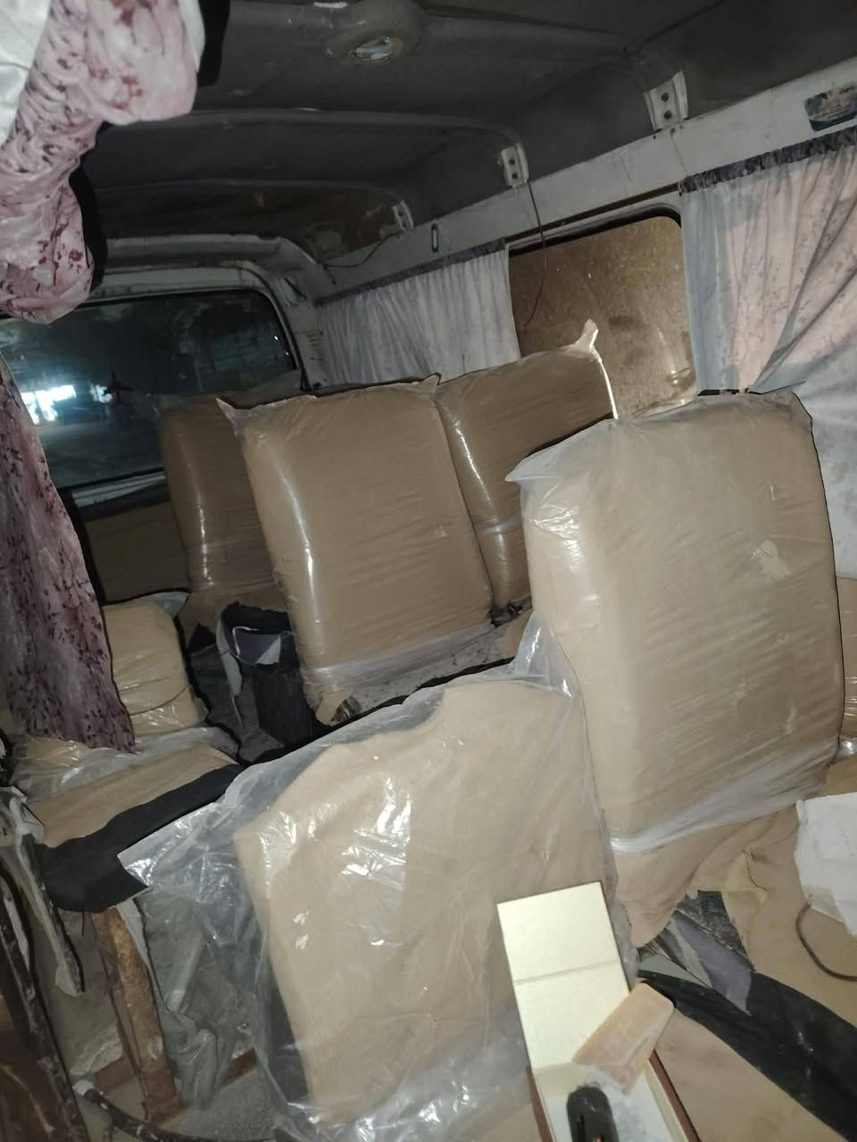 فاتون
موديل 2008
رقم صدامي
السعر 25 وبيه مجال
رقم... ***********.    غير متواجد علا الفيس
