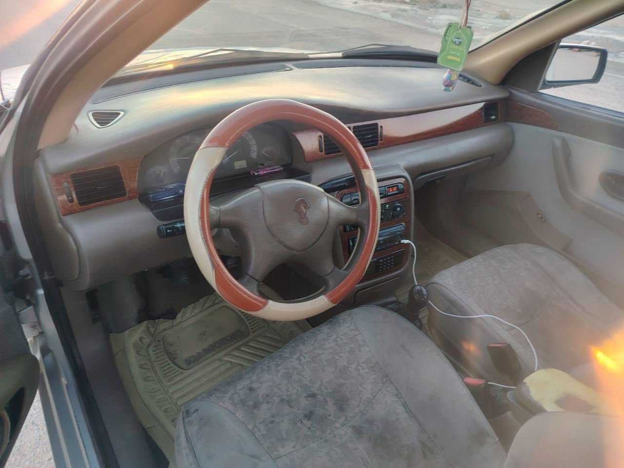 السلام عليكم 
سمند ٢٠١٢ مكينة كير حدادية تخم تاير كله جديد مالكها بالنجف بيها اثر جرد الباقي مكفول السنوية نافذة ٢٠٢٢ السعر ٣٨ وبي مجال 
*********** النجف, العراق
