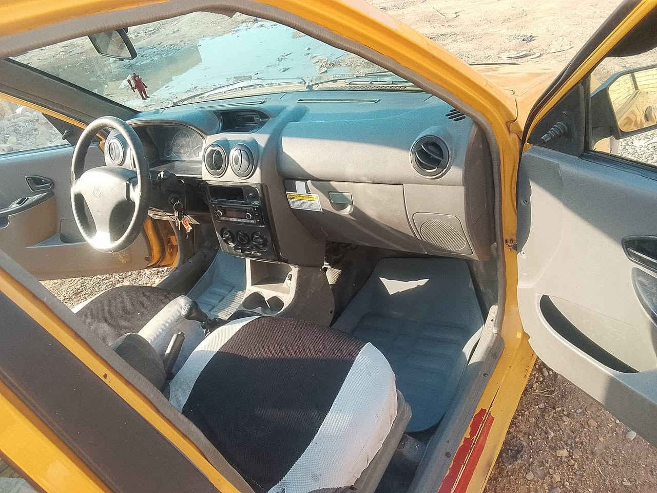 سياره سايبه للبيع موديل 11 كلش نضيفه سعر 28وبيها مجال الشراي يتصل على الرقم ***********
