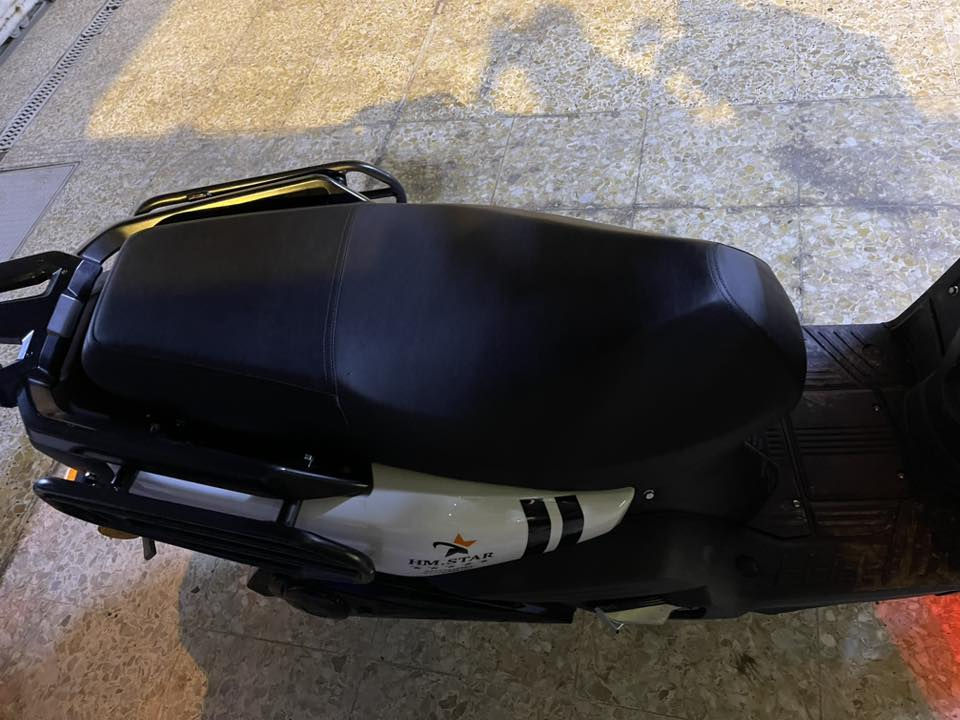 السلام عليكم دراجه أباجي للبيع شحن استعمال اقل من شهر يعني جديده كلش على الفحص قفلها مليون بدون تفاوض للاستفسار الاتصال على الرقم ***********
