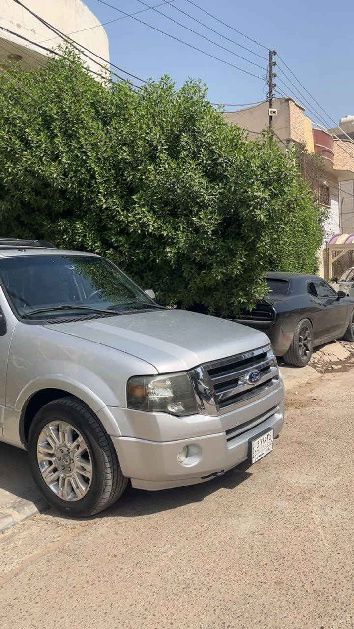 ford expedition 2013
خليجية فول موصفات مكفوله عنواني المنصور الداوودي 185 
للاستفسار ***********
