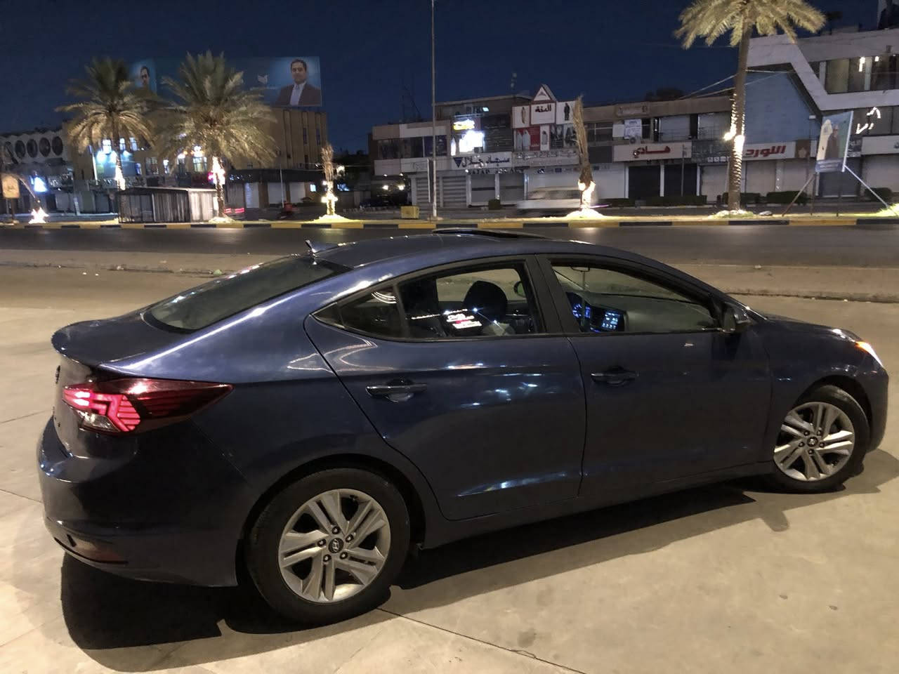 السلام عليكم النترا موديل ٢٠١٩ فول موصفات حادث السياره مثل مواضح بل الصور جاملغ خلفي وشويه من الصندوك 
بجم كبس رقم الجديد تحويل ثاني يوم السعر ١٣٨وبيه مجال 
***********
