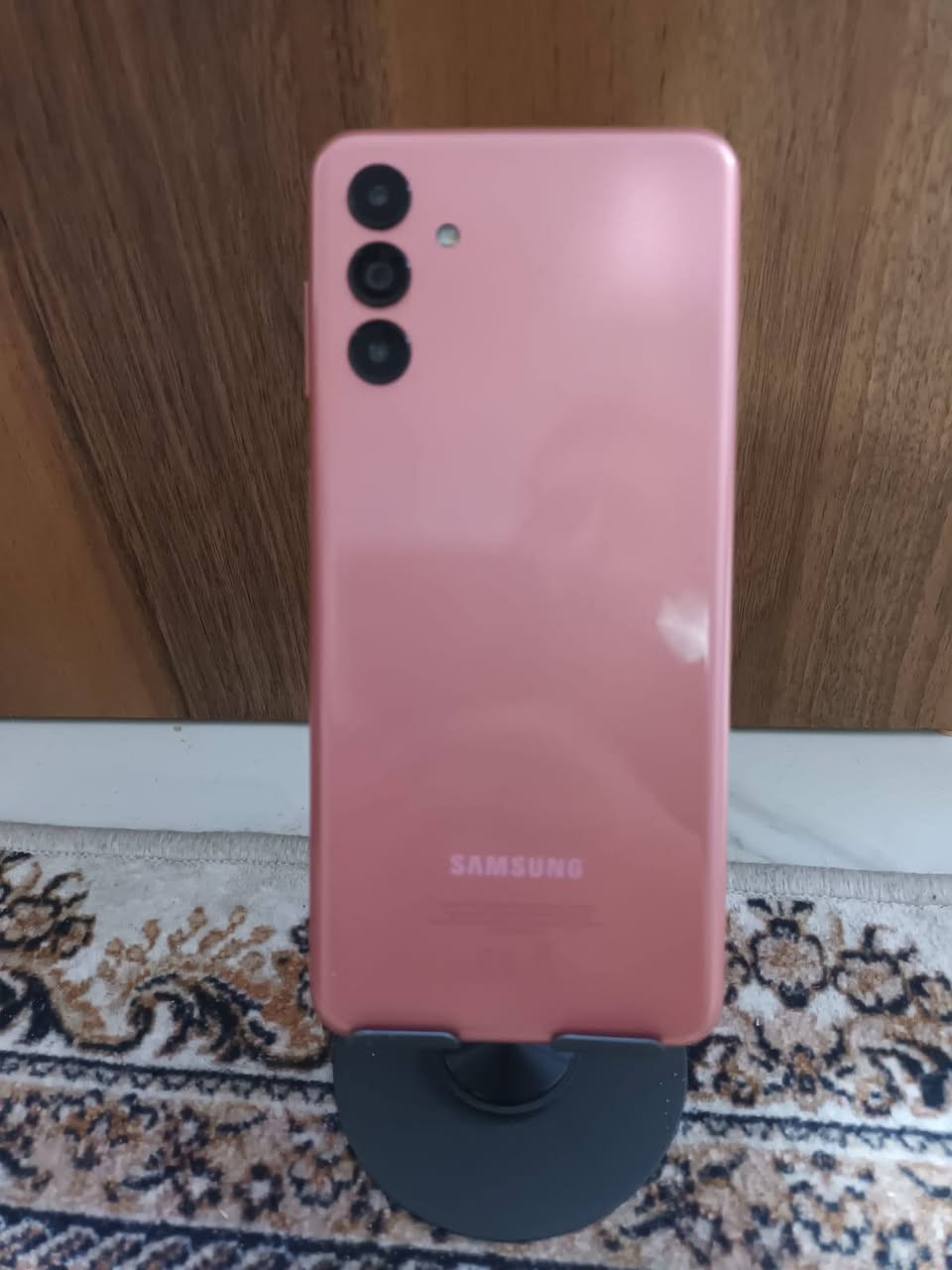 كلكسي A04S للبيع سعر 150 وبيه مجال عنوان نجف رقم الهاتف ***********
