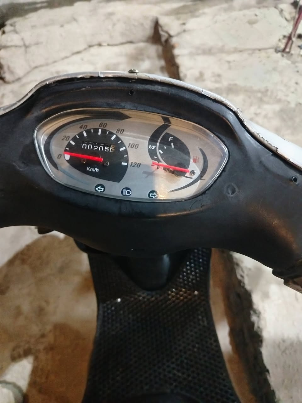 دراجه ماكس ياباني للبيع السعر ٤٥٠ الشراي يتصل ***********
