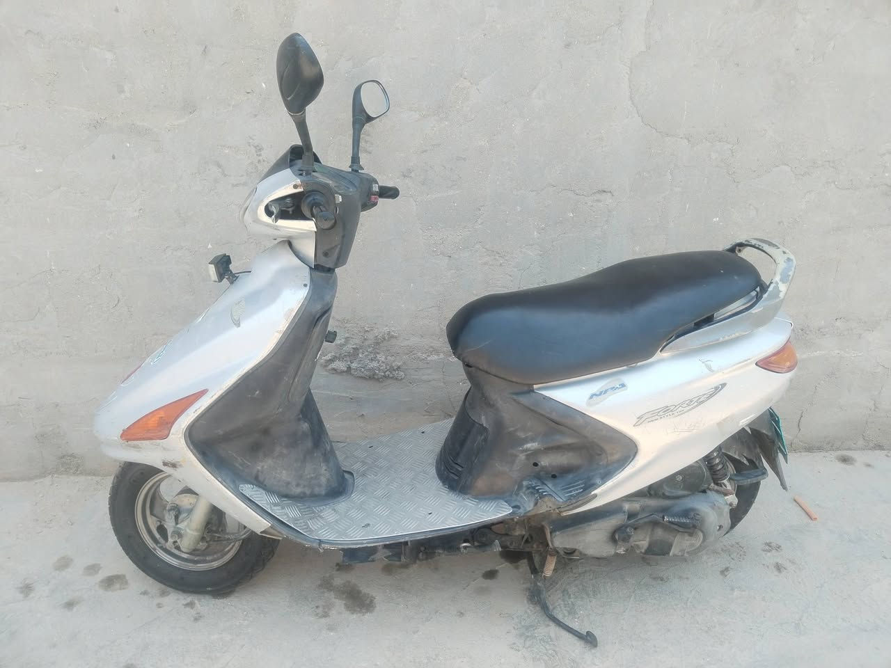 البيع


**إذا كنت صاحب هذا الإعلان وتريد حذفه لأي سبب، رجاءا أرسل رسالة إلى الدعم الفني**