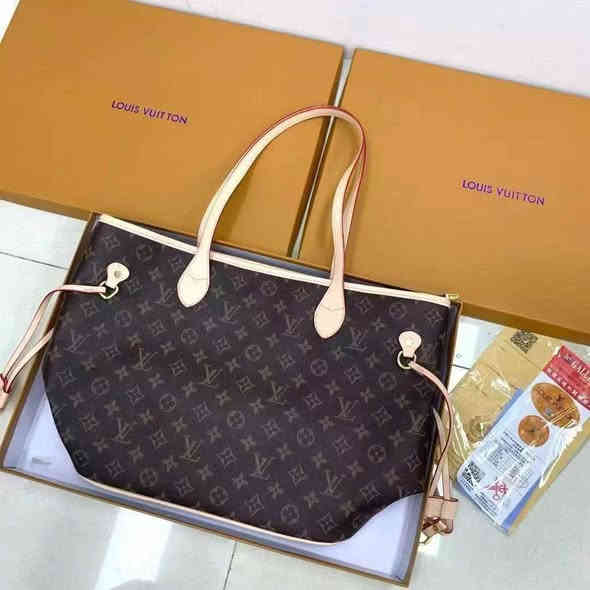 حجم كبير العرض  40 سم  
#احذية_وحقائب_خالد خانقين مجمع شاكر رضا
 توصيل داخل خانقين وكل المحافظات 
واتساب *********** 
صفحتنا على الانستا 
‏https://www.instagram.com/khaled_bags_shoes?igsh=aHgzNnAyeDc0cGd1
السناب 
‏https://www.snapchat.com/add/khaledzahawe?share_id=GwP3kgwzTro&locale=ar-EG-u-nu-latn
التيك توك 
‏https://www.tiktok.com/@khaledzahawe?_t=8kEouIPTpO1&_r=1
الفيس 
‏https://www.facebook.com/khaledbagsshoes?mibextid=ZbWKwL
