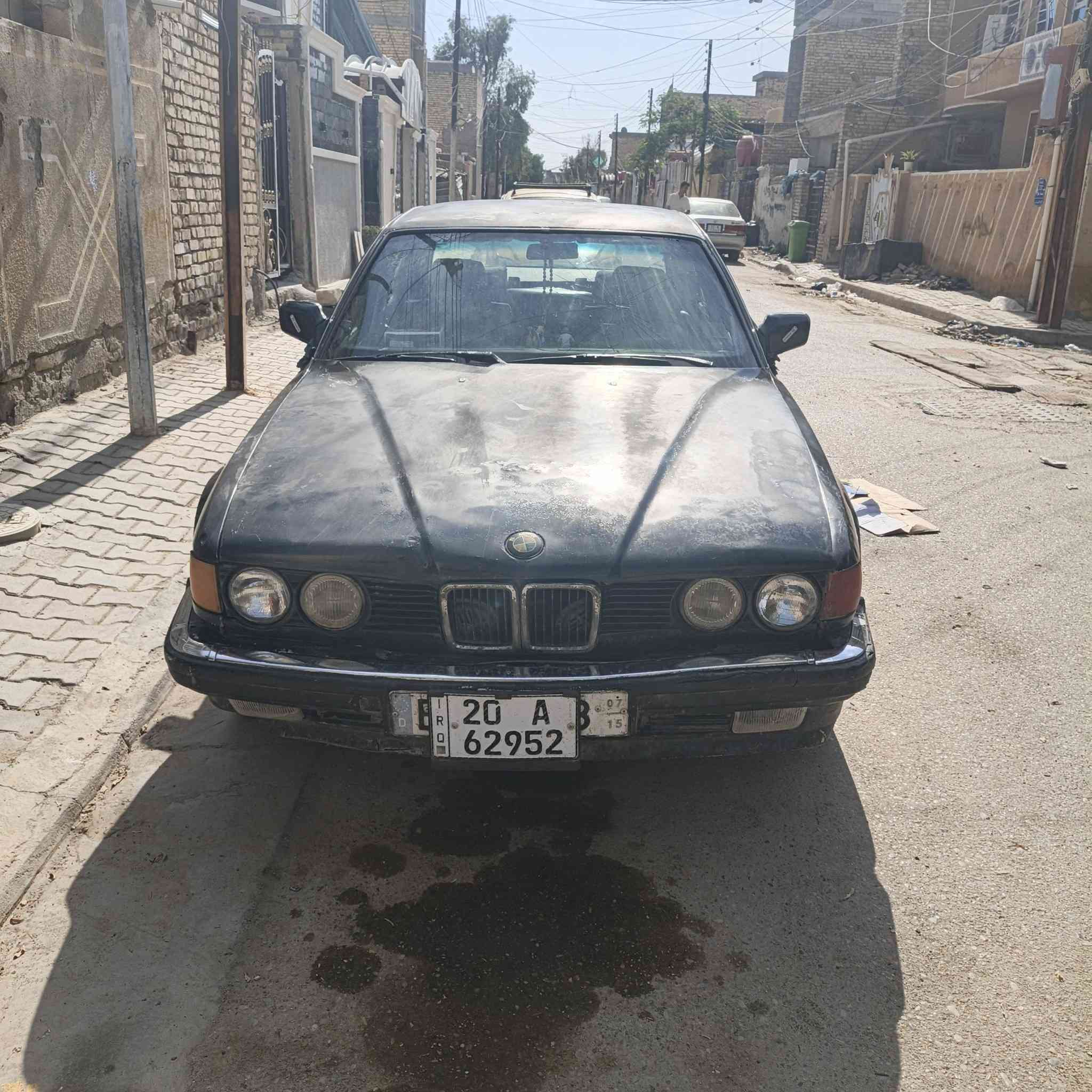 يا الله بي ام 730كير عادي مكينة حاوية مكفولة رقم ديالى انكليزي مشروع وطني تخم تاير جديد كهربائيات شغالة ترايها ياكل الشارع الكشر بي جراد والداخل عوزة ترتيب كلشي موظح بلفديو مكاني بغداد الحسينية سعرها 20وبيها مجال قليل ***********
