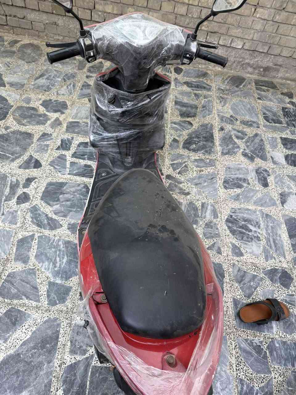 سلام عليكم ماكس للبيع دراجه نضيفه وكلش حلوه عوزه نواعم بصيطه كلش شغاله هندر واحد مكينه حلوه ناعمه تواير زوج جدد المكان بغداد المعامل يم حينصر السعر ٣٥٠وبيه مجال ***********
