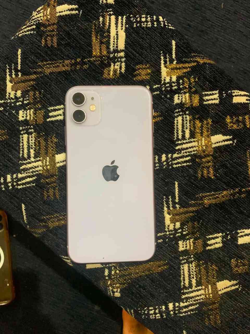 سلام عليكم iPhone 11 عادي جهاز نظيف حيل ما مفتوح ما مبدل بي كل شيء حدثته وكفت بصمة الوجه فقط بصمة الوجه ما تشتغل ‏الذاكرة 128 السعر 210 وبي مجال قليل مكاني النجف أبو صخير والتفاصيل على هذا الرقم***********
