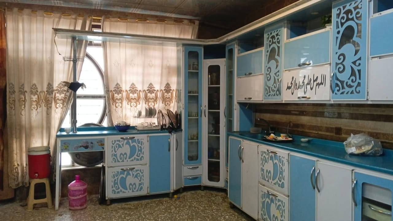 السلام عليكم اثاث بيت كامل للبيع كلمن وسعره الاستفسار ع هذا الرقم 
‏‪***********‬‏
