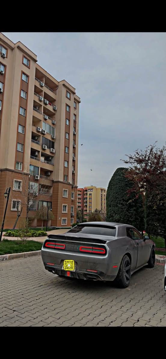 السلام عليكم
جالنجر 2016 SXT 
143.000 mile
*********** واتساب
140$
