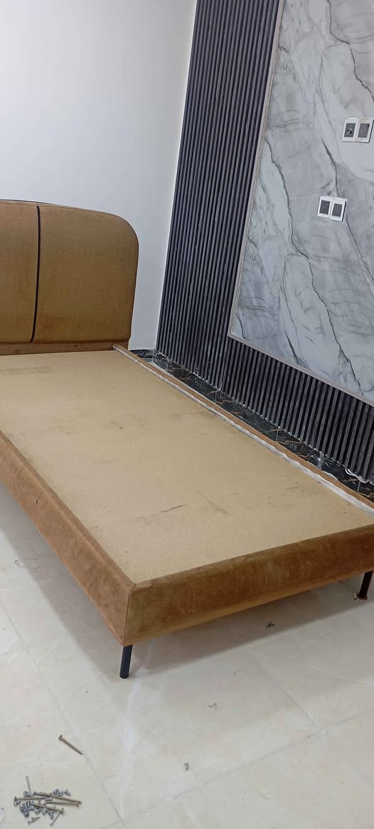 السلام عليكم
جرباية خشب نفر واحد نضيفة للبيع 
الدورة / حي الميكانيك
***********
متواجد واتس اب بغداد, العراق
