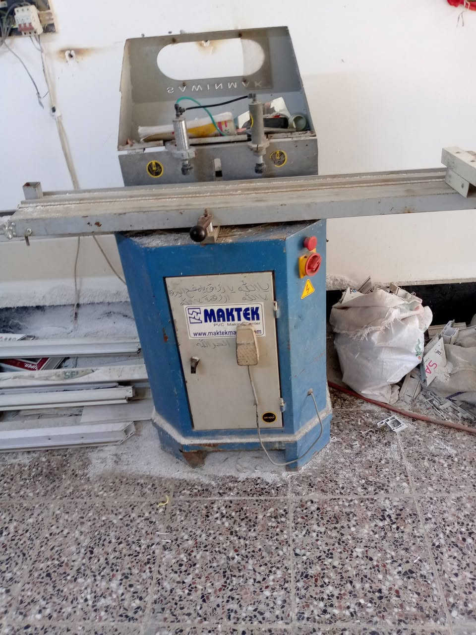 اسلام عليكم معمل بي بي سي بلاستك للبيع ب 3ملاين ونص اربعه قطع   كنبريسر سنكل والكويه  سنكل الكتر ول تشريح التي ترفيز.  مستعجل عل بيعهن والله مكانهن بغداد جديده الستفسار الاتصال ***********مكاين خير من الله الله يشهد تجي تفحص يل تاخذهن
