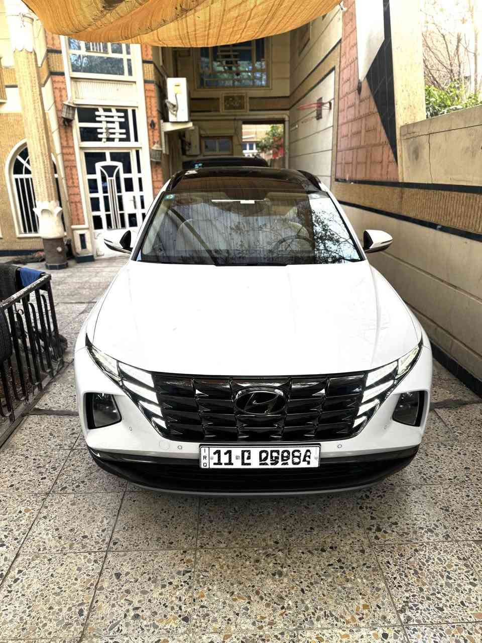 سلام عليكم للبيع توسان موديل 2024 فول مواصفات 1/1
1-بنوراما 
2-مقاعد اثنين كهرباء 
3-مقاعد اوف وايت
4-اشارات ترحيب 
5-شاشه كبيره 
6-رادار خلفي +جانبي +امامي
7-ماشيه 16km
8-كاربلاي
السعر 222$ وبيه مجال نشاءالله 
للاستفسار الرقم ***********
