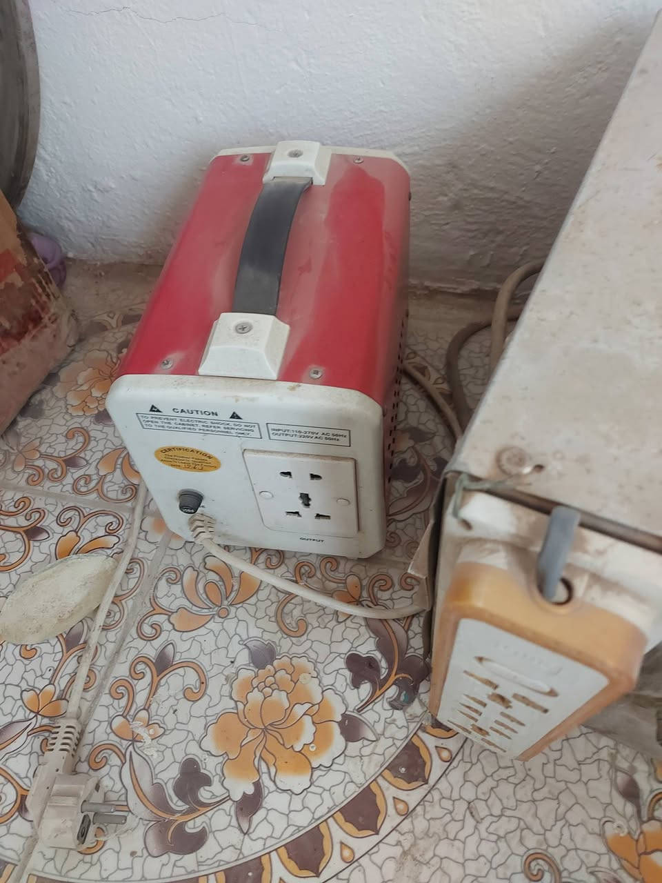 عاكسات العدد ٢
ماطور ماء العدد ٢
رافع قدره العدد ٢
الاتصال على الرقم ***********
