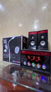 سماعات مايك • مستعمل قليل • البصرة