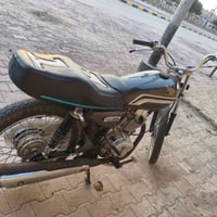 هوندا CG125 • بدون وراق • قلعه الصالح