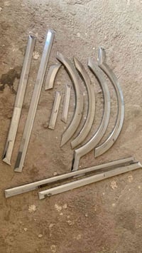 للبيع السعر ٣٠ كامل وجديد كلش  07778111649