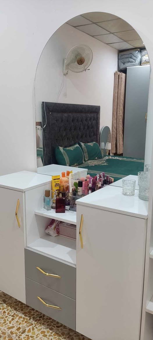 غرفه نوم 6 قطع خشب عراقي فصال تركي ابيع ب  مليون وبيها مجال بسيط نصافخ 100%


**إذا كنت صاحب هذا الإعلان وتريد حذفه لأي سبب، رجاءا أرسل رسالة إلى الدعم الفني**