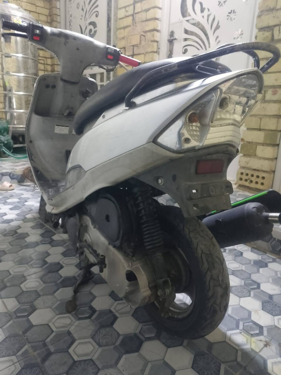 السلام عليكم 
للبيع دراجة ماكس منغولي 120
الدراجه نضيفه كلشي مابيه بس الكهربائيات عطلانه 
تشتغل هندر 
الكابريتر نضيف جديد يخبل المكينه نضيفه 
الصلنصه رياضي FM 
مجفته مرة وحدة تجفيت فول 
نضيفه كلشي مابيه 
السعر خاص 
مكاني بغداد الحسينيه الراشدية


**إذا كنت صاحب هذا الإعلان وتريد حذفه لأي سبب، رجاءا أرسل رسالة إلى الدعم الفني**