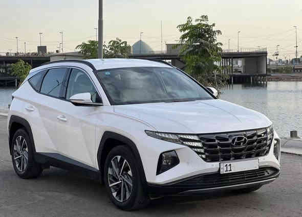 السلام عليكم 
هونداي توسان 2024 ضمان شركة الاولى موتورز لحد الان كل تبديلات لدهن بل شركة وبعدها تحت الضمان مسويها صيانة ال20 الف كيلو متر ب600 الف في الضمان 
خليجي مكفوله كفاله عامه عده شخط بسيط صار بيها بل جاملغ لخلفي بل داير ونصبغ ع كد الاحمر الي ماشر في الصور ول ازرك بارد بسيط 
رقم بغداد انكليزي باسمي 
مستخدم عداد 25000 Km
مواصفات فول  قماره حديد 
دشبول دجتال
ويل كب حجم 18
داخل ابيض 
تبريد قطعتين 
بصمه تشغيل 
تشغيل عن بعد 
مري كهرباء
بردات خلفيه
كامرة خلفيه
شاشة كبيرة
اريل نفكيشن
درايف مود 
هندبريك كهرباء 
شاحن موبايل 
مكانه بغداد 
وسعرها 213 وبيها مجال 
للاستفسار : ***********
