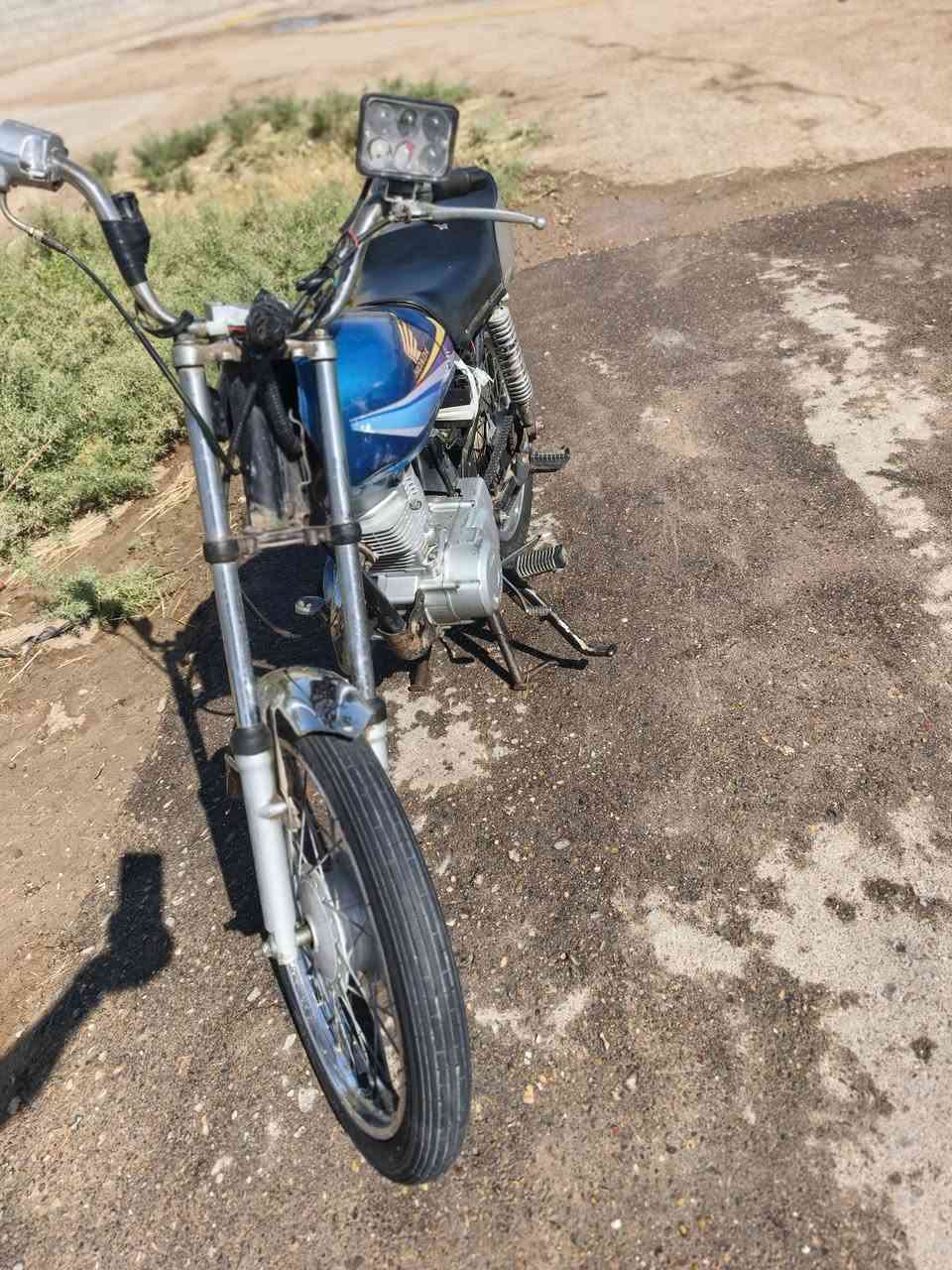 لسلام عليكم دراجه للبيع بدون وراق جاهزه ما مفتوحه لا تبخير ولا تنقيص السعر 450 وبيه مجال 
الشراي ينتصل ***********
