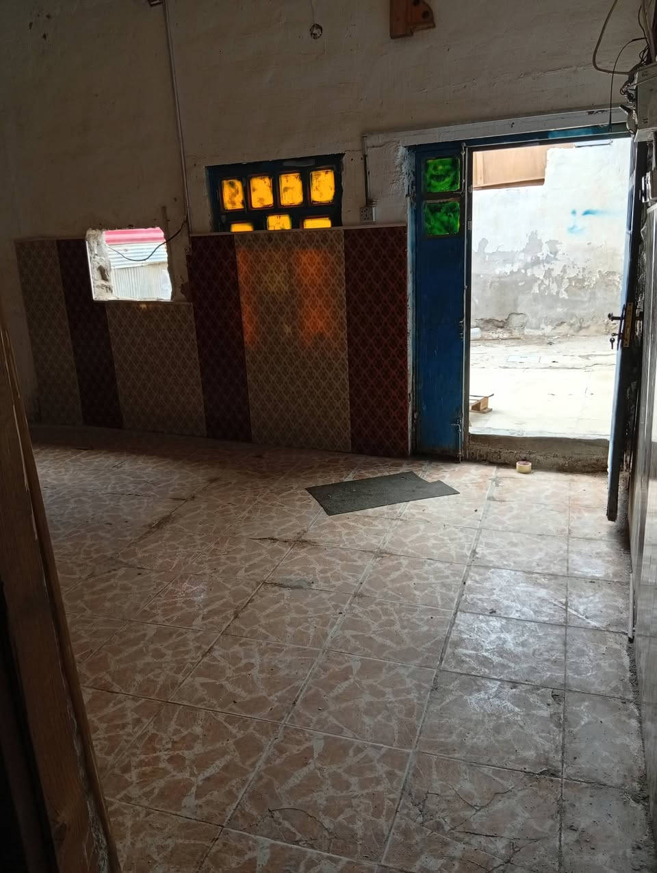 قطعة ارض للبيع في منطقة النجيبية(الفنجانية)
سلام عليكم  بيت تجاوز في  البصره في منطقة الوايلس قرب تقاطع التجاري بيت مساحته ٢٠٠ اليت ماعليه ازاله البيت قريب على الشارع //البيت ١٣ وبيه مجال قليل هذ رقمي وبيه واتساب  ***********
