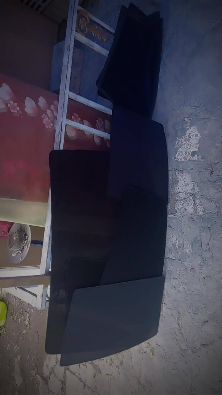 تخمين بردات تضليل واحد جديد لوك نسبه التضليل ١٠٠٪١٠٠ واحد كامل بس اربع بيبان نقص جامه خلفيه اعتقد ٧٥ ٪١٠٠ نسبته ثنينهن ب٥٠ قفل ***********
