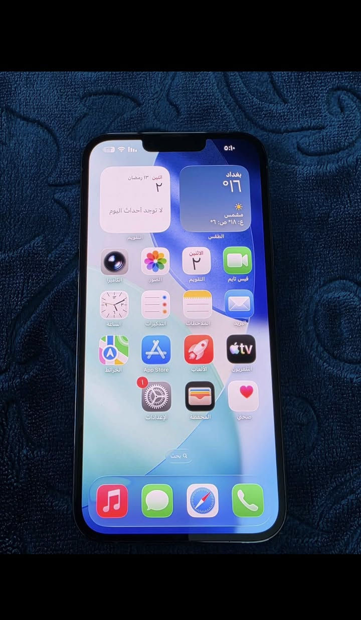 السلام عليكم 13 برو ماكس ذاكره 256 بطاريه 78 بلاديه بدون صرف يبقه نهار كامل بي ضمان مبدل شاشه اعلى فئة اولد مطابقه للأصليه بدون حواف كله شغال فيس ايدي شغال بي بس شغله وحده وكع مني وسماعه المكالمات وكفت ماعرف شبيه تصليحه مو مكلف السعر 450 مكاني بغداد جديده ***********
