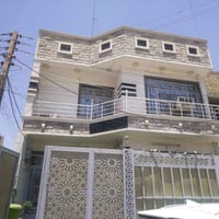 مشتمل للبيع المساحة ٧٥ متر الوجه ٧ونص نزال ١٠ طابو ملك صرف يحتوي الطاب...