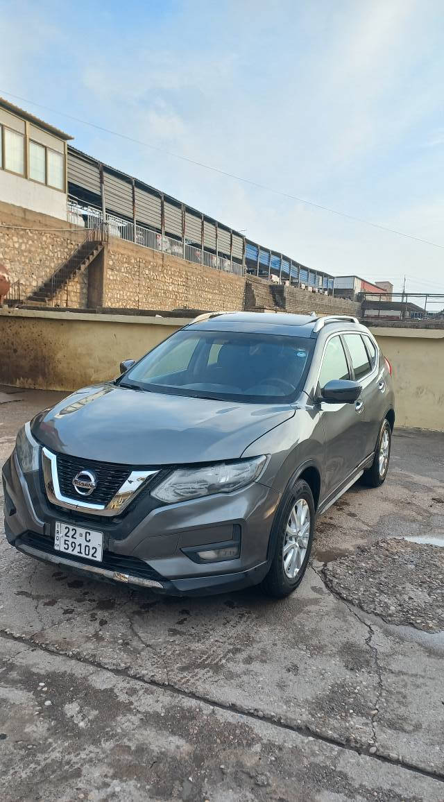 نیسان روج مودیل 2017 AWD SV
واتساب_ ***********
6 پارجە صبغ داخلی کەمەك گرتیە
گێر محرك و فحم گزوز بشرت
پانوراما_کوشن هیتەر _5کامیرە_صندوق شفت
تحویل وکالە بشرت/ سیارە بێ مسرەفە
سعر 126$ومجال_***********
شوین= ئاکرێ دهوك, العراق
