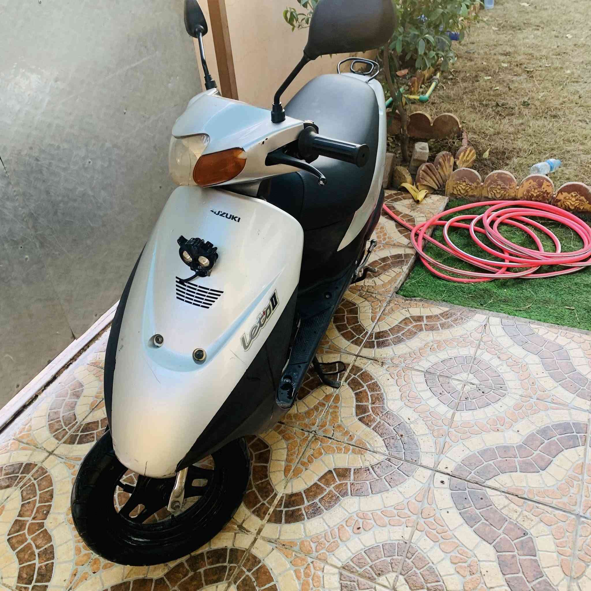 دراجة سازوكي للبيع السعر ٢٥٠ وبيها مجال للاستفسار ***********
