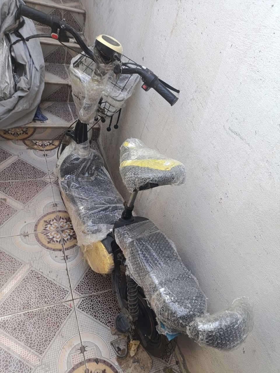 ماطور شحن عدد ٢ حجم ١٤
الاخضر عاطل وبدون بطاريات 
والاسود شغال سويچ وبصمة شغال مع بطاريات بس ضعيفه تحتاج تبديل ودسك خلفي بريك يحتاج تبديل
الماطور شحن اخضر ب٥٠ الف 
والماطور شحن اسود ب٧٠ الف 
 المكان اربيل  باداوة


**إذا كنت صاحب هذا الإعلان وتريد حذفه لأي سبب، رجاءا أرسل رسالة إلى الدعم الفني**