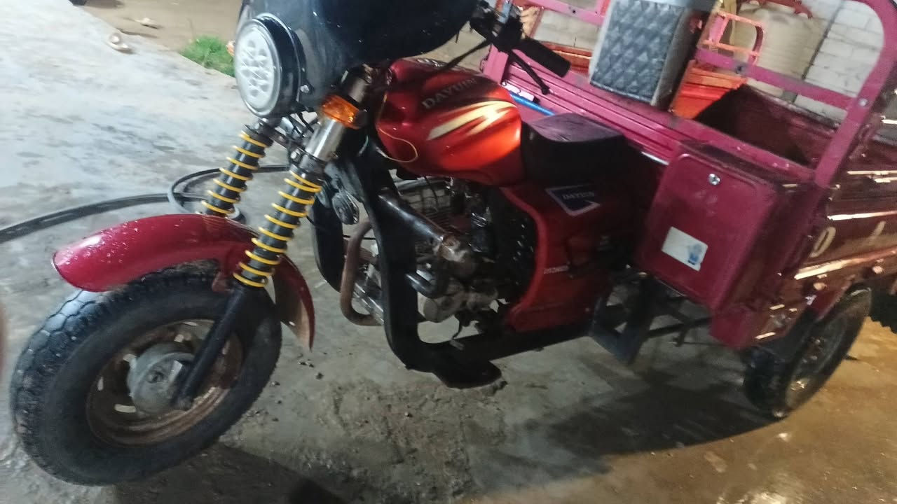 سلام عليكم ستوته للبيع مديل18 غير متواجد على فيس هاذ رقم ***********
