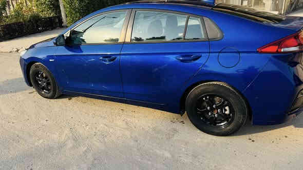 السلام عليكم
هونداي ايونك 2019 هايبرد وارد امريكي 

للبيع رقم بغداد مواصفاتها معروفة شاشة كاربلي كامرة دوارة صور الحادث موجودة جاملغ مصبوغ والبند مصلح بدون صبغ السيارة جازة مابيها اي نقص السعر 118$ رقم الهاتف ***********

السيارة مكانها بغداد المشتل اي تفاصيل تحب تعرفها راسلني او اتصل
