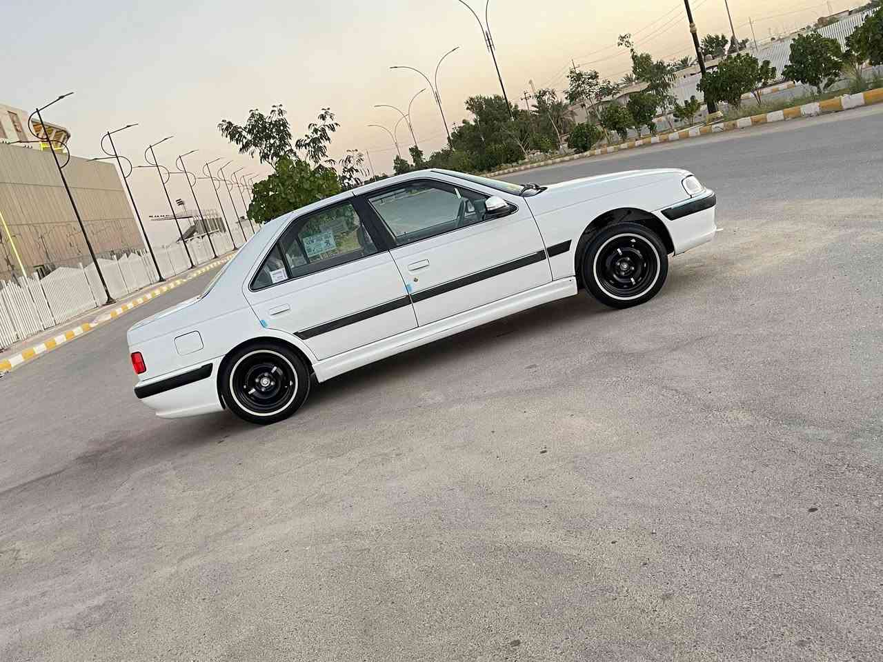 السلام عليكم
بيجو بارص ٢٠٢٢حره سنويه ل ٢٨ انكليزي تحويل مباشر 
ماشيه ١٠٠ الف جاهزه سياره 
مكينه وكير وتبريد.ثلج  تدفئه وحداديه وكهربائيات جاهزه 
تخم تاير وحداديه صار يومين من بدلتهن جدد 
بيه صبغ جاملغ خلفي بدون دواخل بس صبغ 
شاشه كأمره لايت زنون مضخم صوت 
سياره جديده وجاهزه وتراي وين مايعجبك ع وضع شركه 
سعره ٦٢
مكان سياره وأبو سنويه بناصريه إسكان الصناعي 
***********
