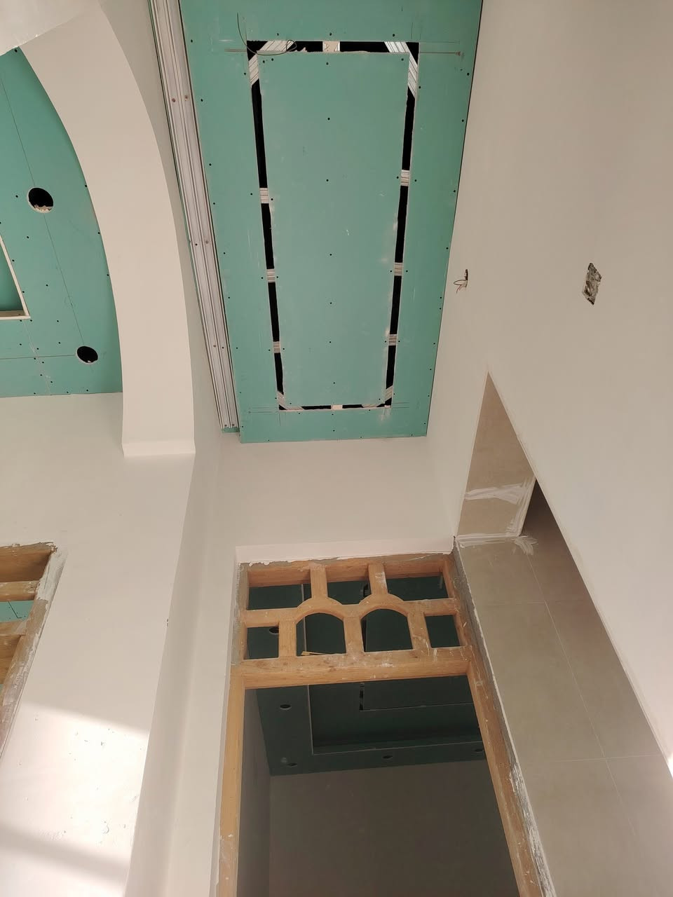 عمل ديكورات جبس بورد  تواصل على رقم👈((***********))
