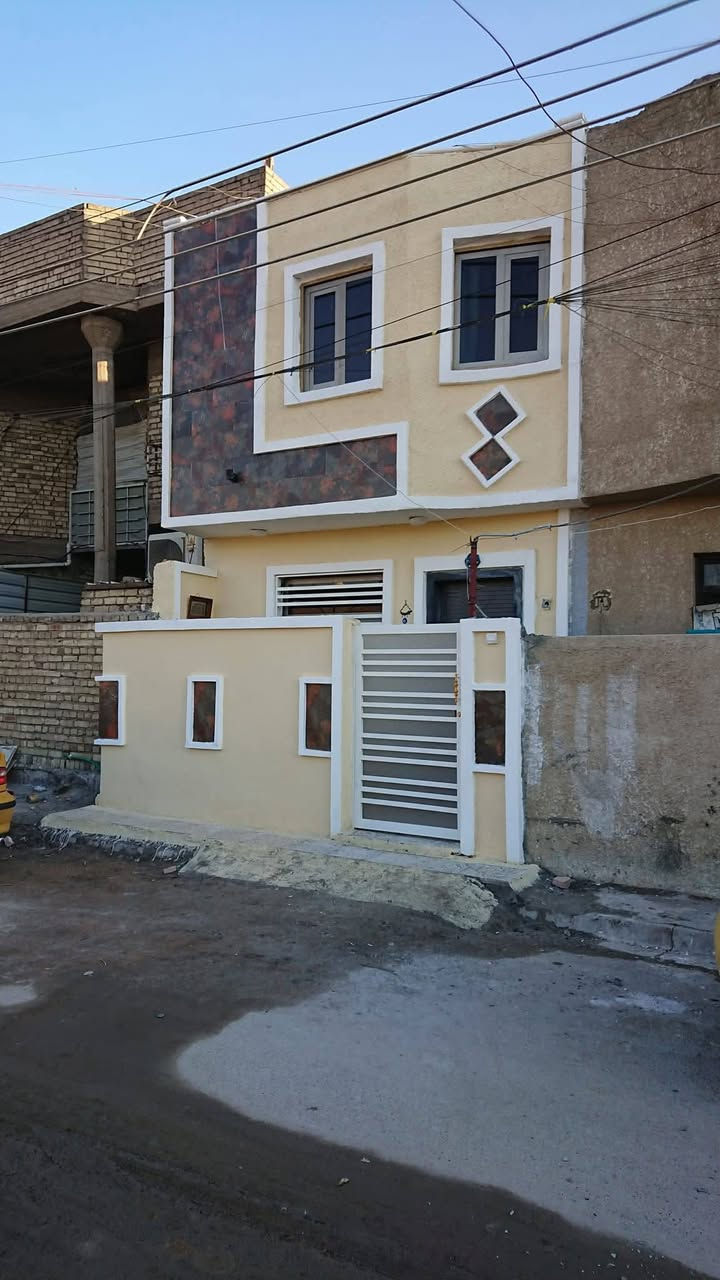 سلام عليكم   كادر متخصص بعمال وترميم عامه في شقق  خبره ١٥ سنه    للحجز.    ***********
***********
***********
جمله ومفرد
