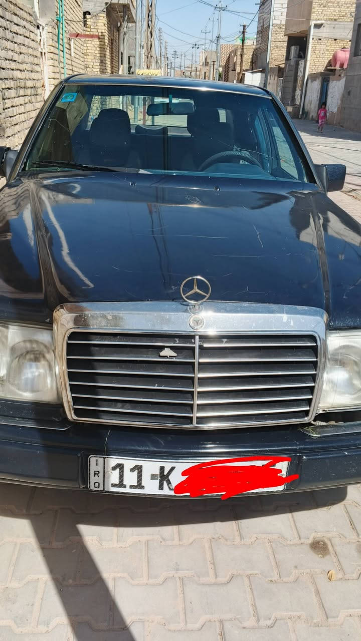 مارسدس دب موديل 91
رقم بغداد دولي سنويه جديده 
رقم بغداد 
كير مكينه بطه بيها 
تبريد شغال سياره 

جاهزه العنوان واسط. 
السعر 45 

***********
