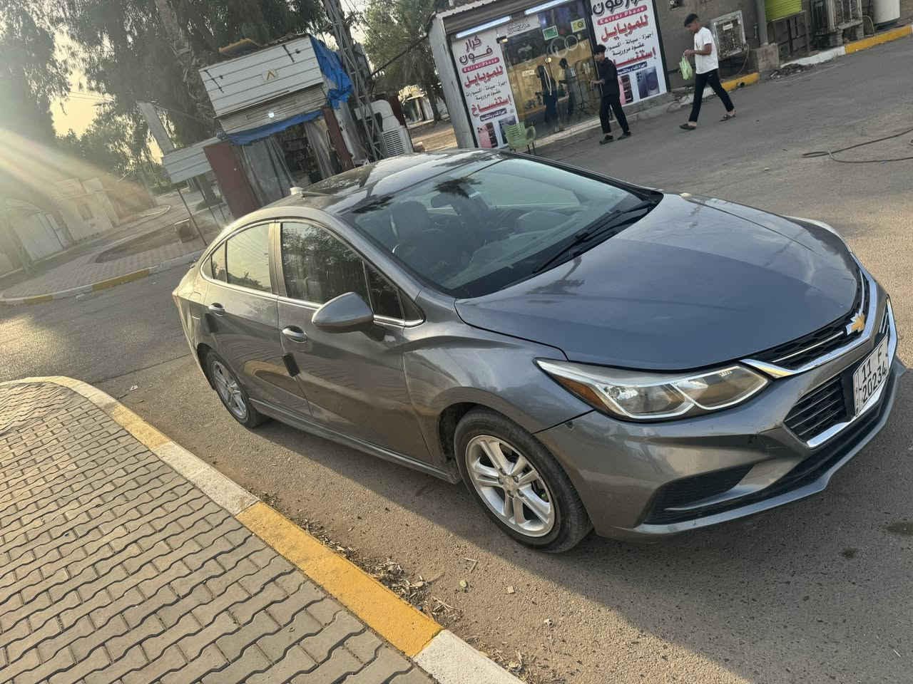 للبيع شوفر ليت كروز ٢٠١٨ بيها قطع صبغ ابيع حزام لسيارة فول موصفات LTZ فتحة بصمة شاشة كامرة تحكمات ردارات مري كشنات جلد + كهرباء سماعت مستستما بلدي ٤ بصمات بيبان تشغيل عن بعد بعد بيها هواي موصفات مذاكرهن   لسيارة جاهزة من كلشي اي نقص مابيها كير مكينة تبريد صدر تايرات كل جديد رقم بغداد بسمنا السعر٧٥ وبيها مجال كلش بسيط  مكاني بغداد الدورة تقاطع المصافي للستفسار ***********

