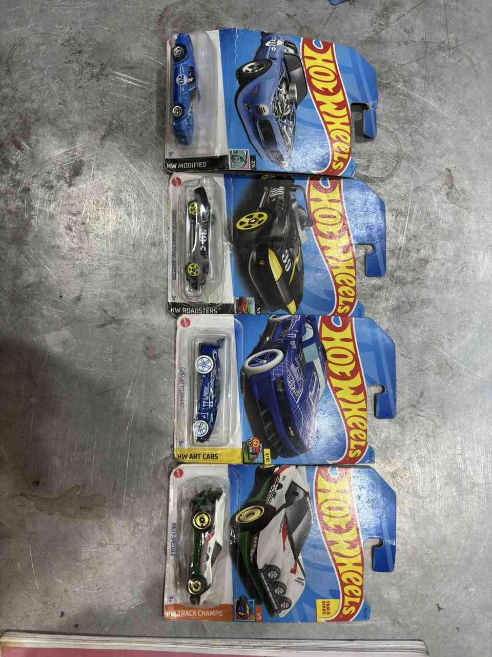 ￼توفرت من جديد و أشكال جديدة 😍🔥

مجموعة سيارات
صناعة شركة HotWheels 

الحجم 1:64

السعر ألفين ونصف فقط للقطعة 🔥 

يتوفر توصيل لجميع محافظات العراق 🤩💙

 📍العنوان / شارع فلسطين - خلف المستشفى العالمي 
مكتبة الأمين للحجز و الاستفسار على الرقم او مراسلة الصفحة ***********
#مصغرات #سيارات_مصغرة #بغداد

