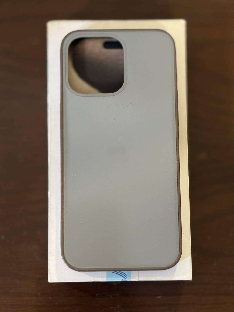 ايفون 15 برو ماكس
شرق اوسط 
ذاكرة 256
بطارية 90
السعر 1.050.000
مليون وخمسين الف
***********
بغداد
