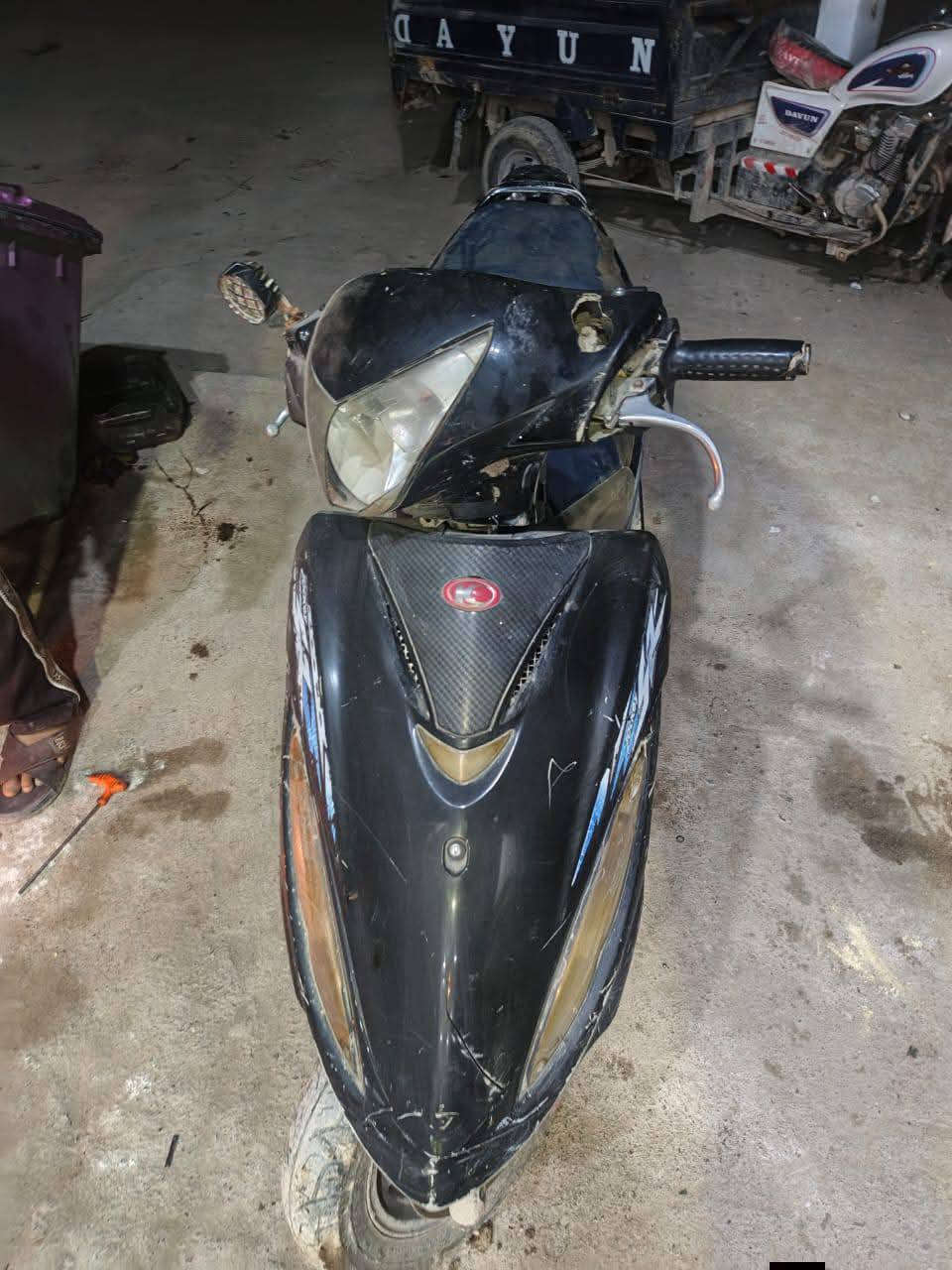 السلام عليكم جي فور شغاله سلف هندر  سعر 150  بيه مجال حك الجيه مكاني سوق الشيوخ *********** واتساب
