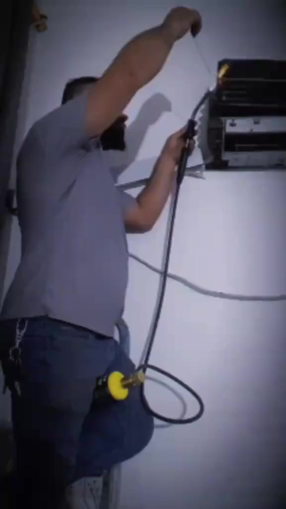 نوصلك البيتك ،نصب وصيانه اجهزه التبريد مع ضمان العمل تصليح غسالات اوتماتيك غساله  الصحون تنضيف السبالت شحن غاز 410 او 22او ليك او لحام وضمان لحام اليك ولغاز مع احترامي للجميع هاتف *********** وات ساب مفتوع ما عليك الا ارسال الموقع
