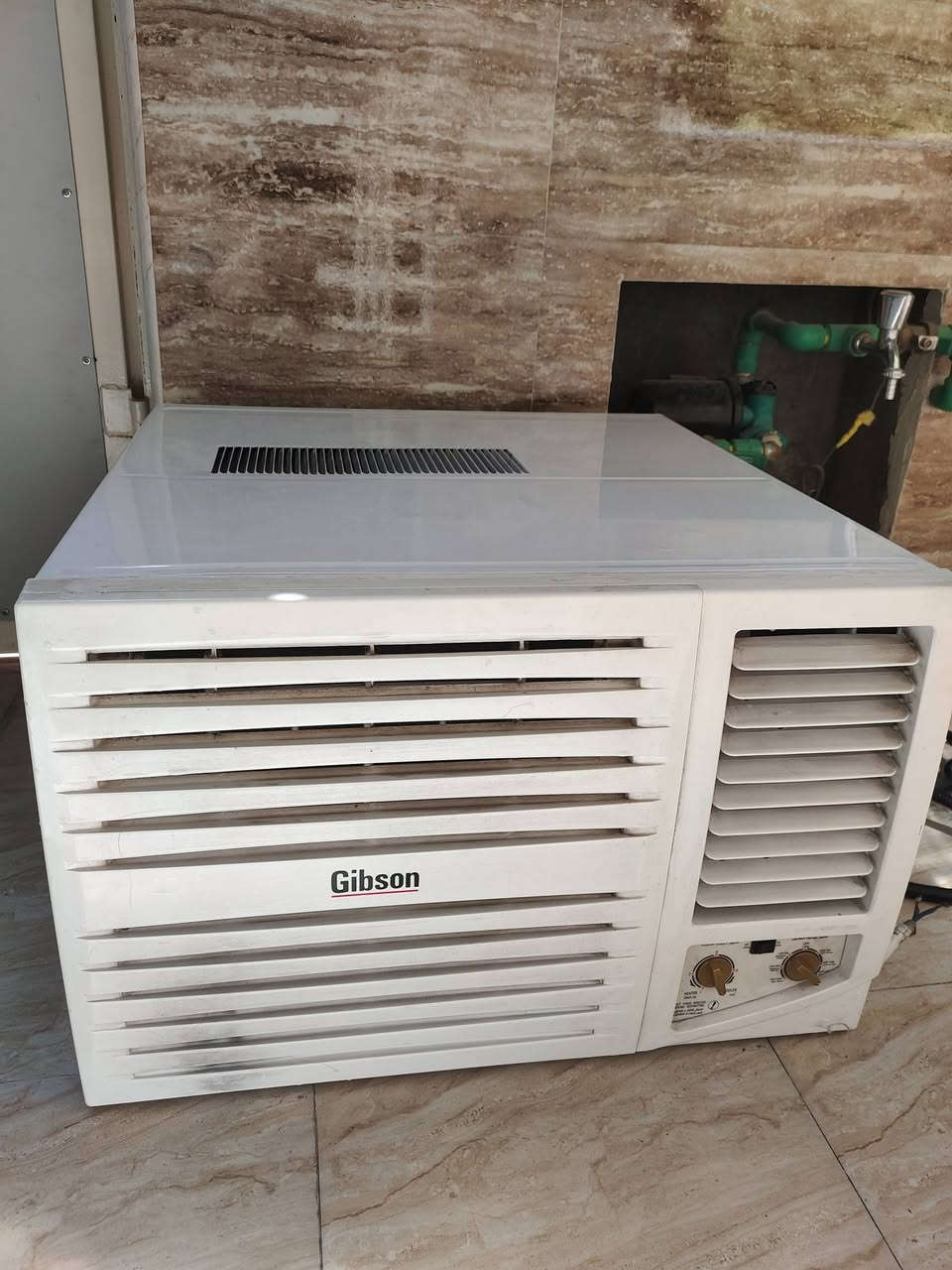 مكيف جبسون الأصلي باب اول الله شاهد تبريده ثلج 2 طن حار بارد
ستائر زيبرا تفصال اصلي 2 الرصاصي  180 سم
البيجي 150 سم

مكاني بغداد
المكيف 350 بيه مجال
الستائر  45 كلهن   وبيه مجال


**إذا كنت صاحب هذا الإعلان وتريد حذفه لأي سبب، رجاءا أرسل رسالة إلى الدعم الفني**