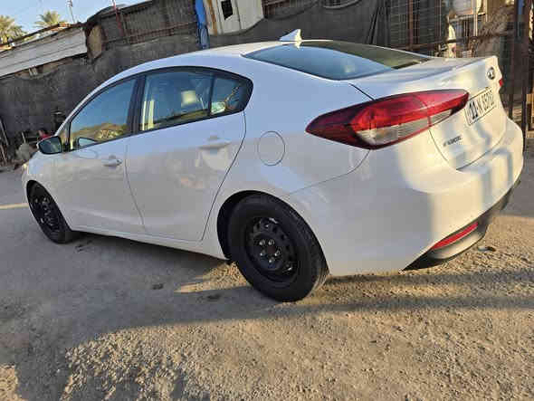 سلام وعليكم فورتي ٢٠١٨ مكفوله من صبغ وارد امريكي مكينه ٢٠٠٠ دوش سياره جديده ما نقصها شي رقم بغداد بسمي  كير مكينه مكفوله معروضه 138 رقم تلفون *********** قرب صيطره اثار بابل
