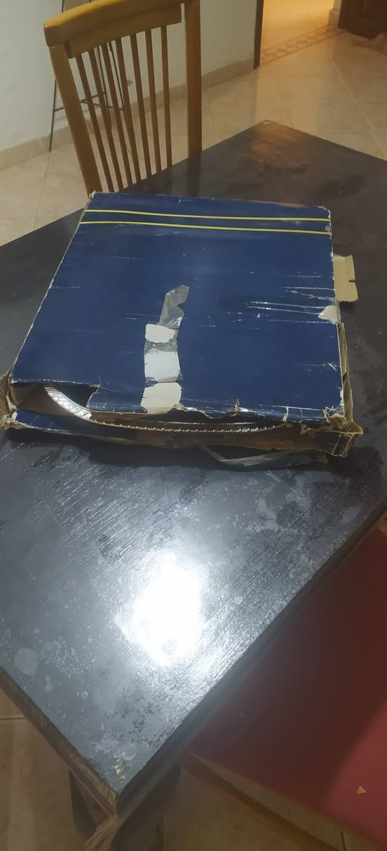 Sinya kbiiira wt9ila marque royal n9ya li bghatha 130 dh


**إذا كنت صاحب هذا الإعلان وتريد حذفه لأي سبب، رجاءا أرسل رسالة إلى الدعم الفني**